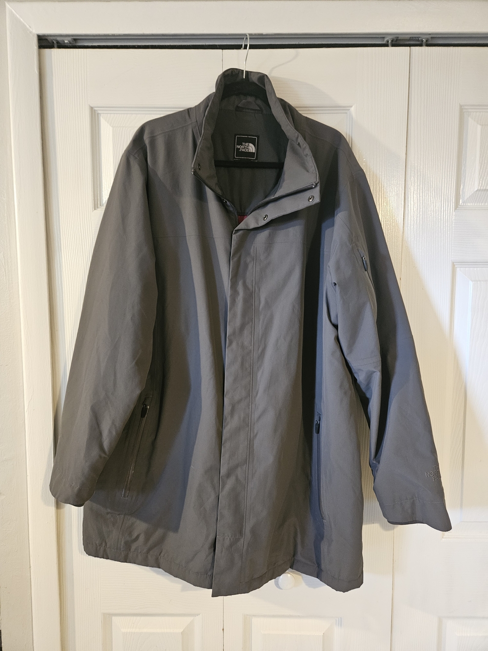 The North Face Men's Gray Hyvent Waterproof Jacket